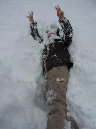 埋まりに来た大学生