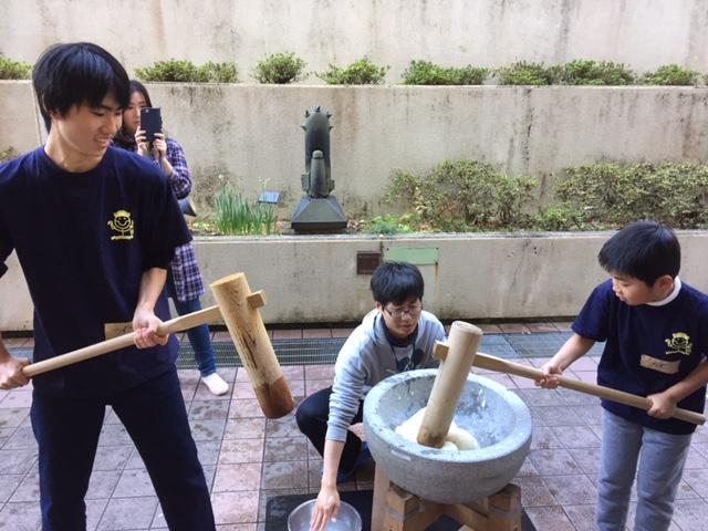 餅つき