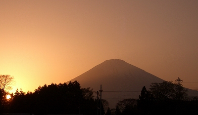 富士に沈む夕日