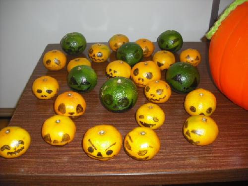 mikan-jack-o-lanterns