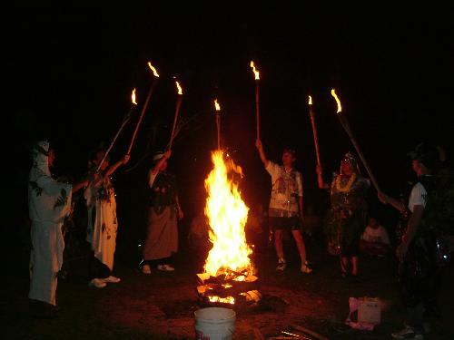 グループ代表のお父さんたちは火の神様