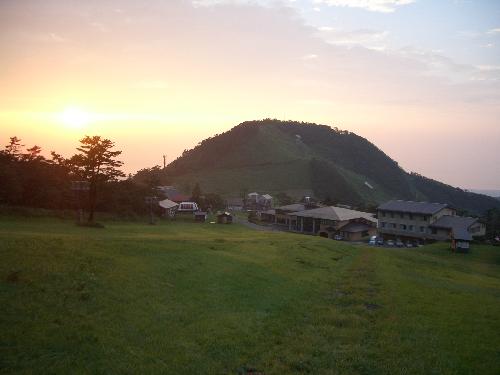 大山夕景