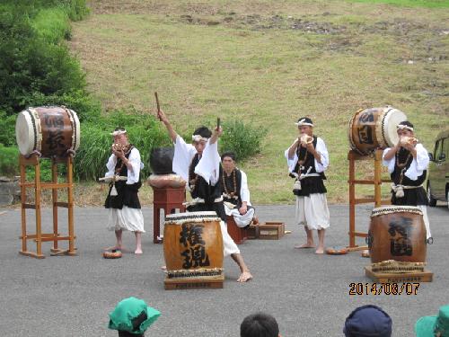 僧兵太鼓の実演