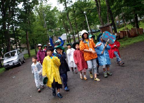 雨の中の移動も楽しいな