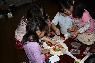 金曜日小学生グループ女子チーム♪真剣です♪