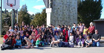 2013年，キャンプの仲間たちと