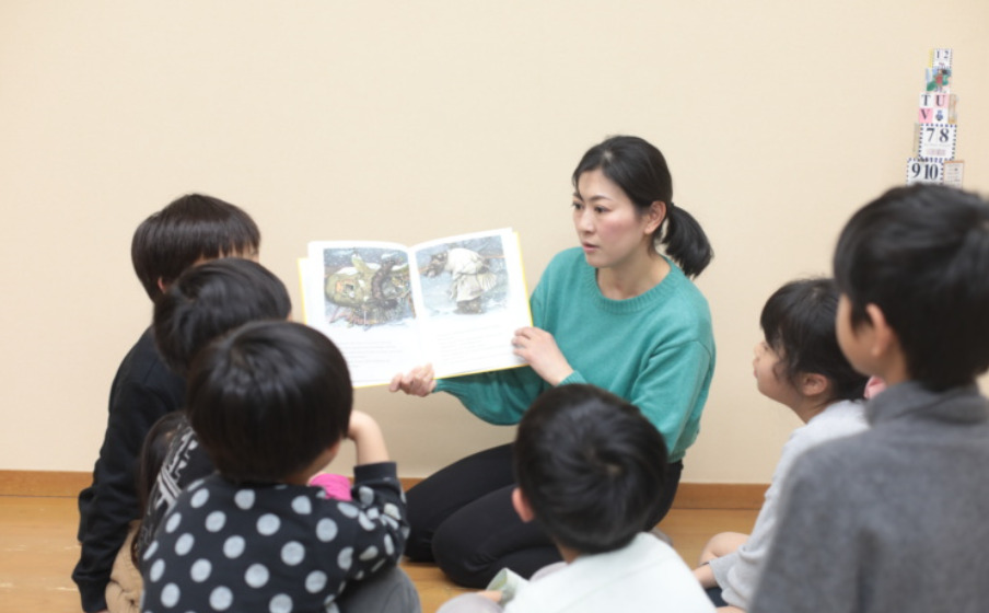 塚田　恵里 テューター