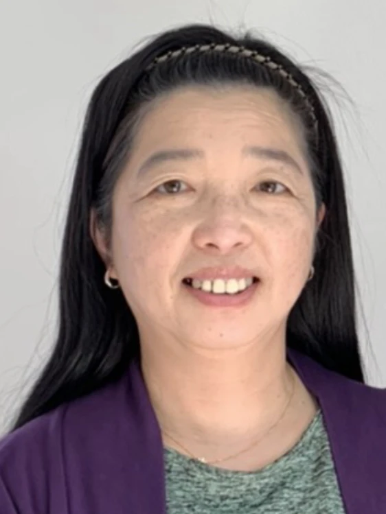 高橋　千恵美 テューター