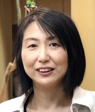 桶田　理絵 テューター