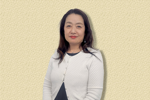 中谷　菜保子 テューター