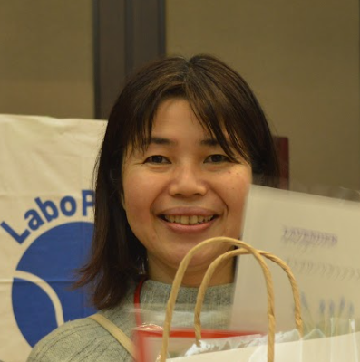 山崎　亜希子 テューター