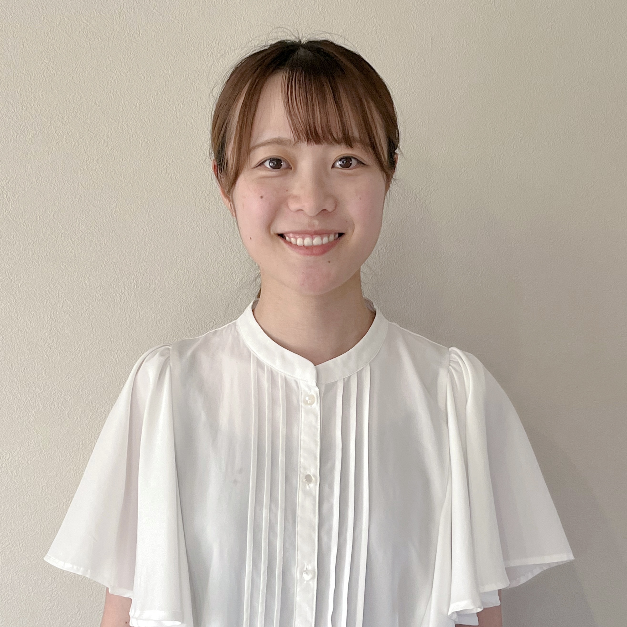 粟戸 宝子 テューター