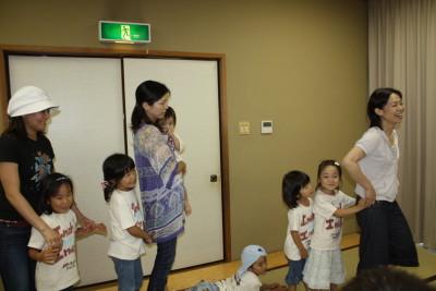 お母さんも一緒に