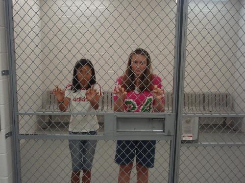 出してくれえ～～～