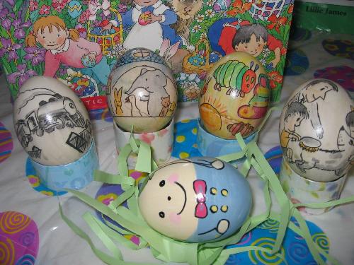 Easter eggs&books 2
