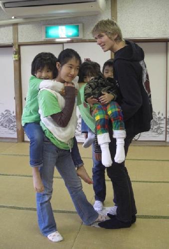新聞乗り3