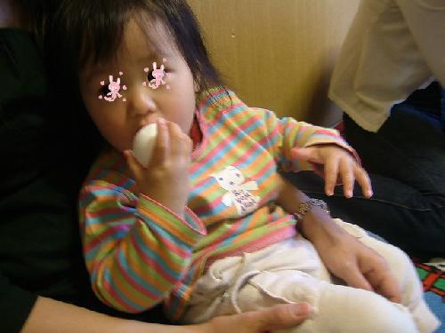 ゆでたまごパクッ