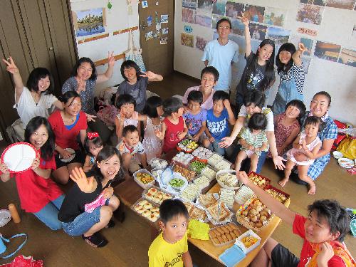 キャリー持ち寄りランチ