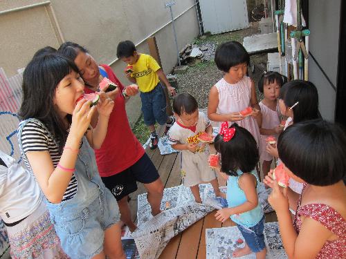 スイカ食べます