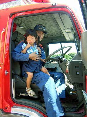 運転席で